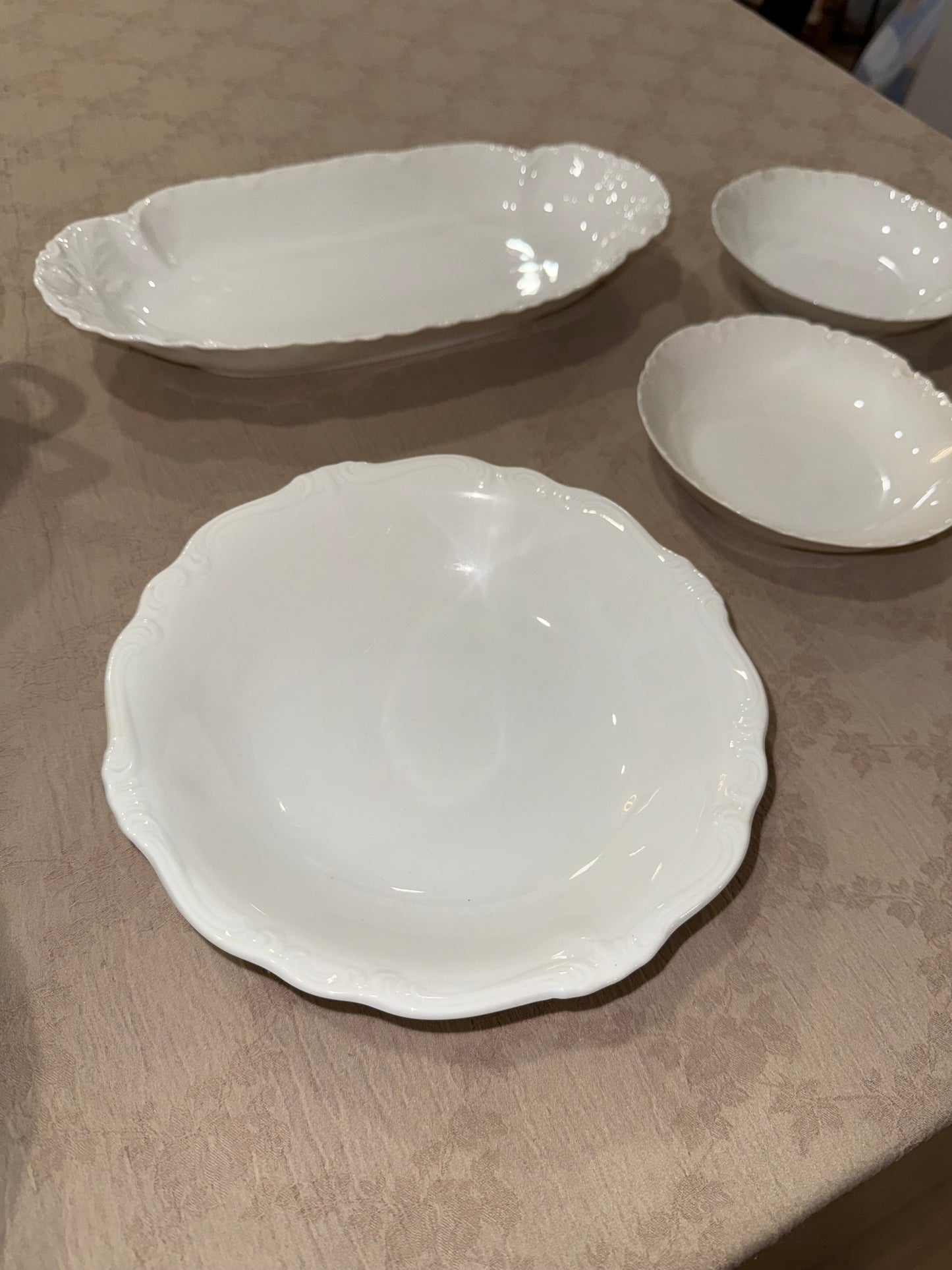 European White Porcelain Serving Set

Johann Haviland Bavaria Bowls & Serving Dish with MZ Altrohlau Dinner Plates