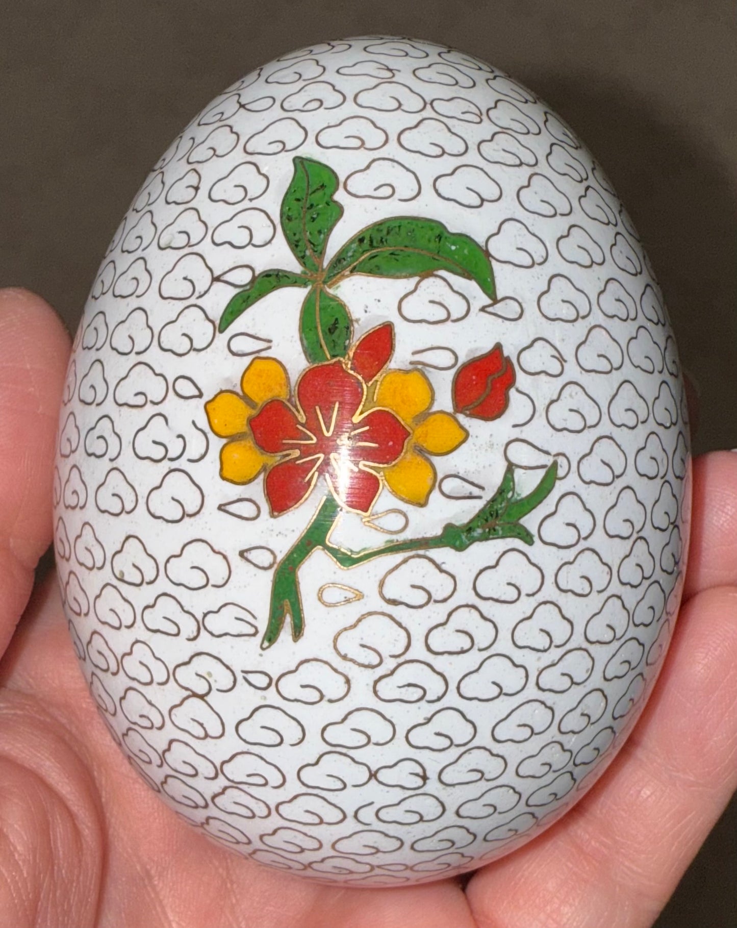 Chinese Cloisonné Enamel Egg with Lotus, Bird, and Auspicious Cloud Motifs

China, Late 20th Century (circa 1970s–1990s)